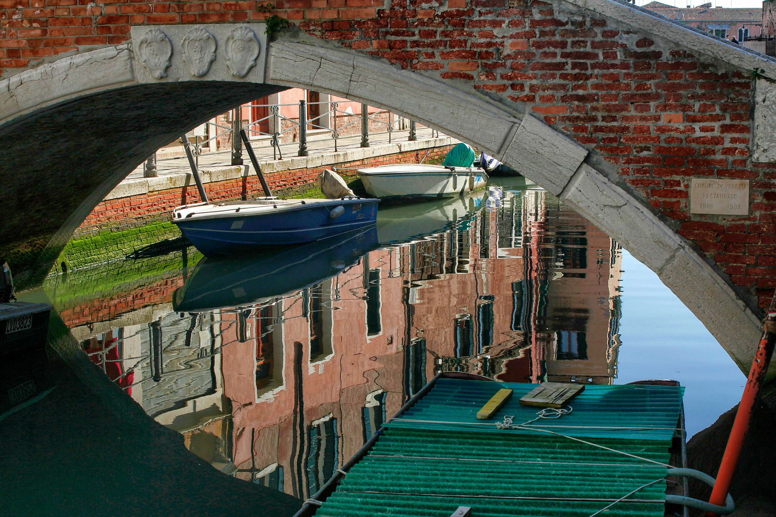 Venise-karelphoto_1276 under the bridge in Venice