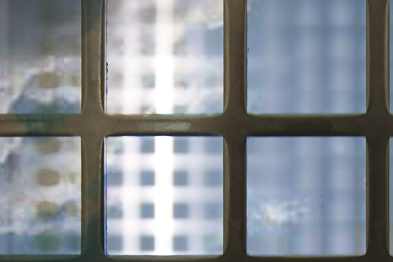 letthesunshine-LaLiberte-Karelarts4_80x80_8830-2