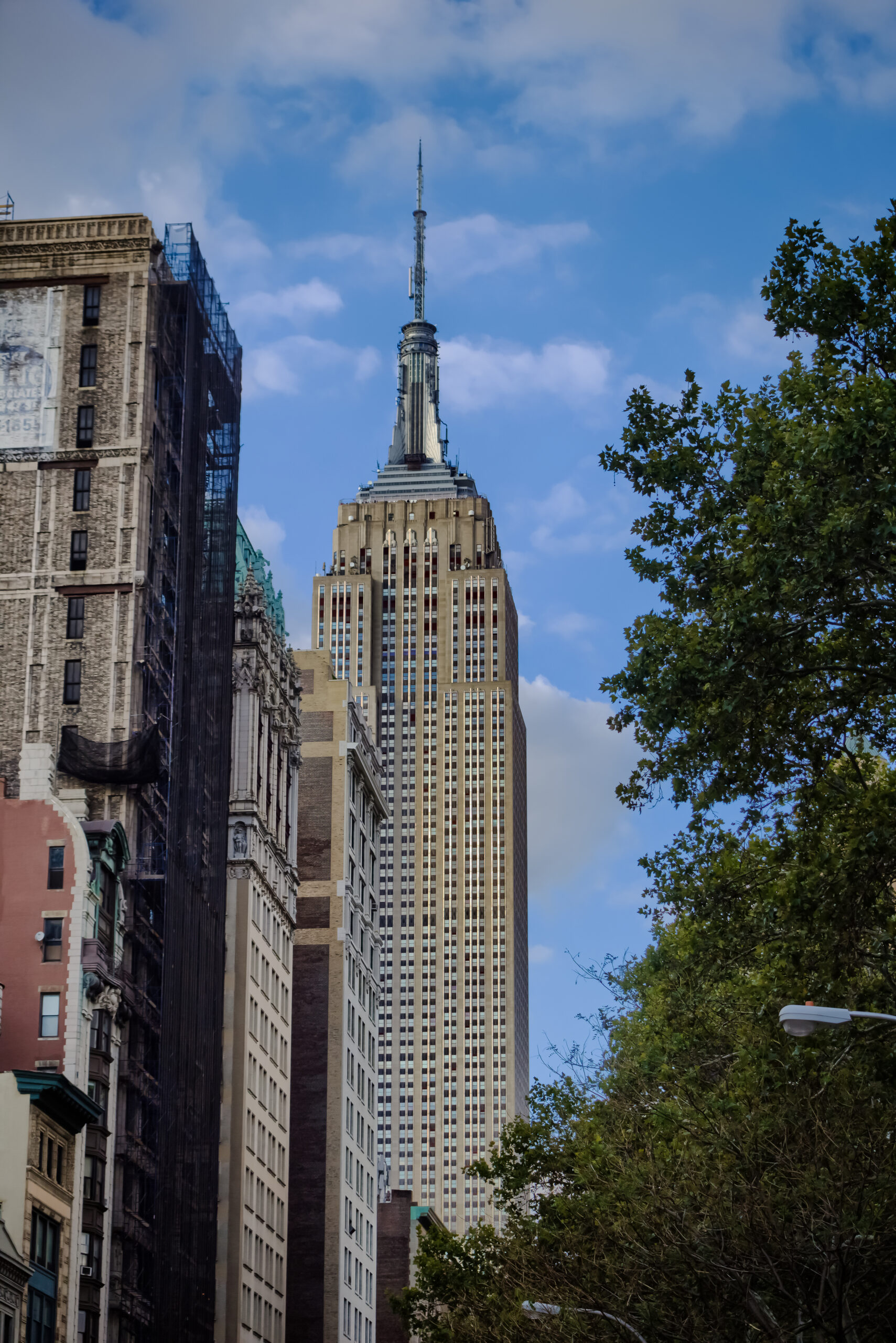 ny-usa-0021 Empire state building