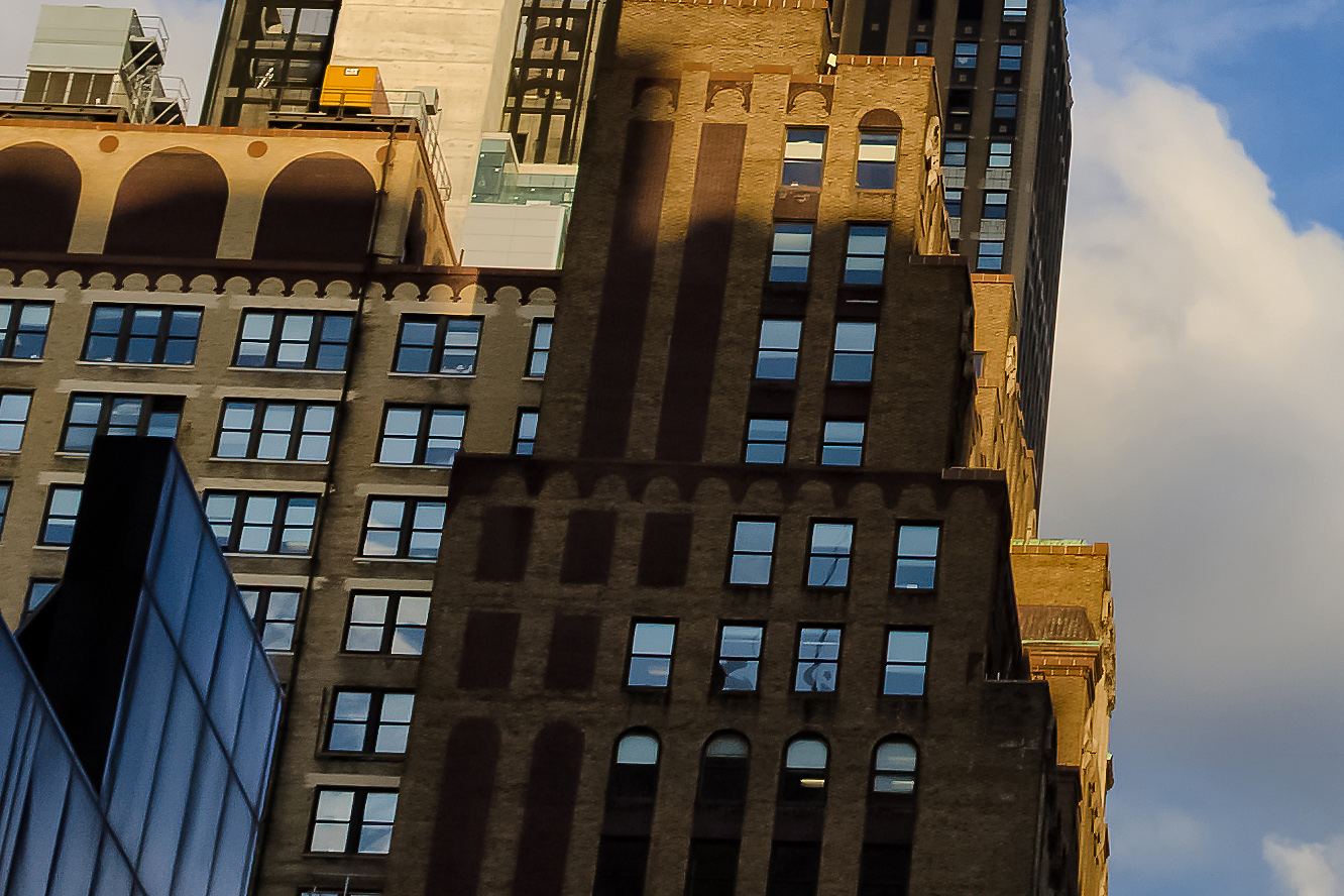 ny-usa-0036-5 New York empire, detail