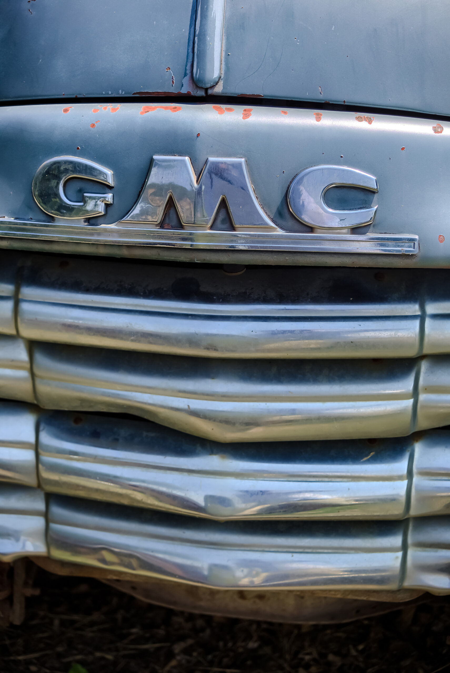 ny-usa-0249 GMC car grille